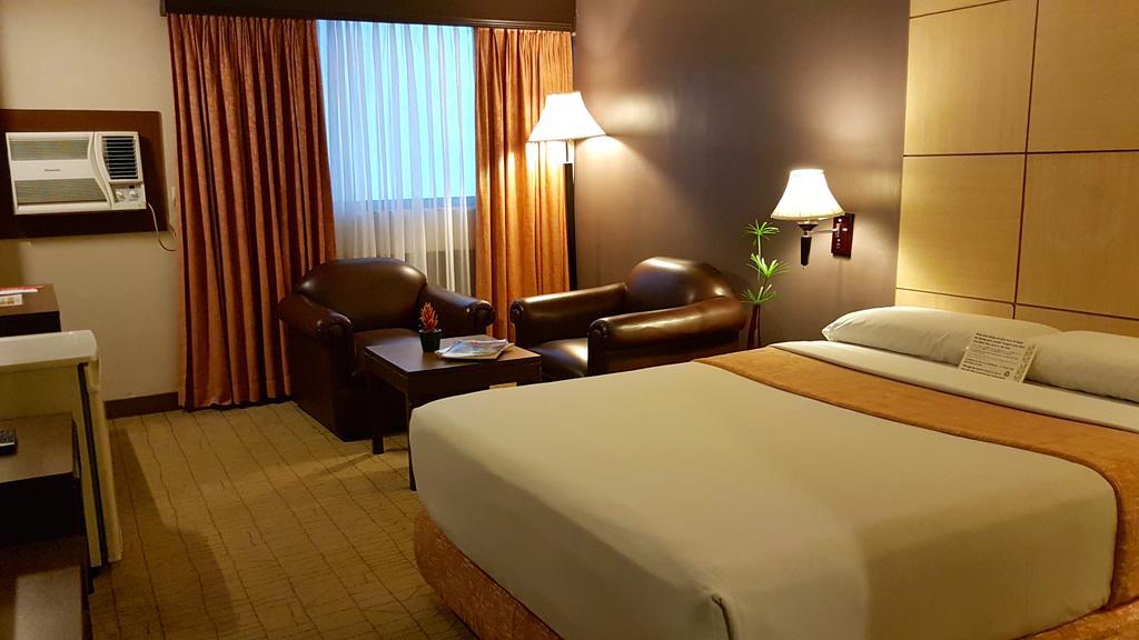 Hotel Riviera Mansion Manila