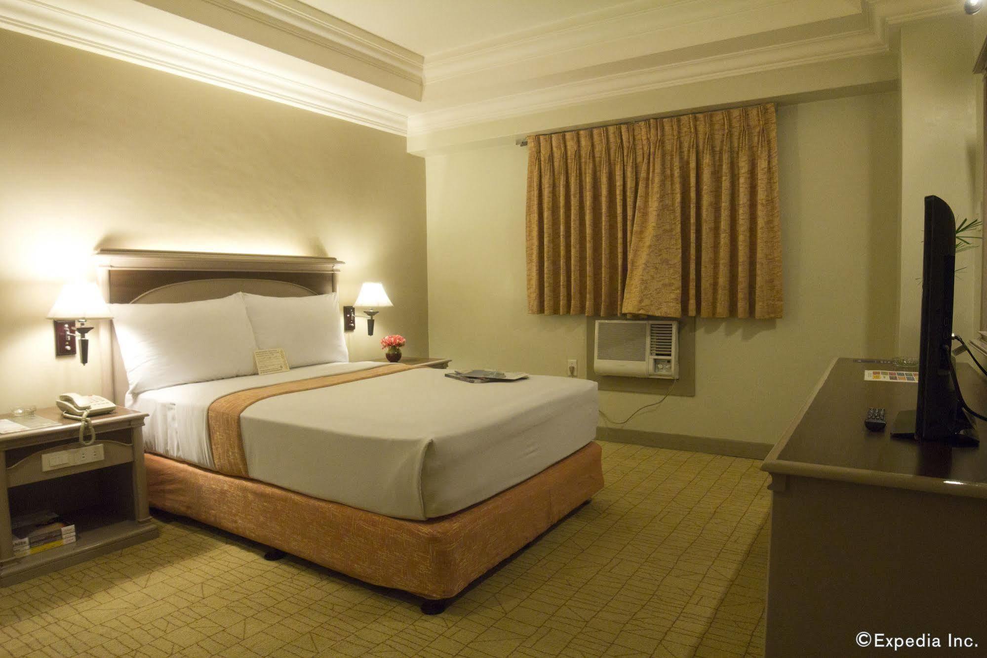 Riviera Mansion Hotel Manila
