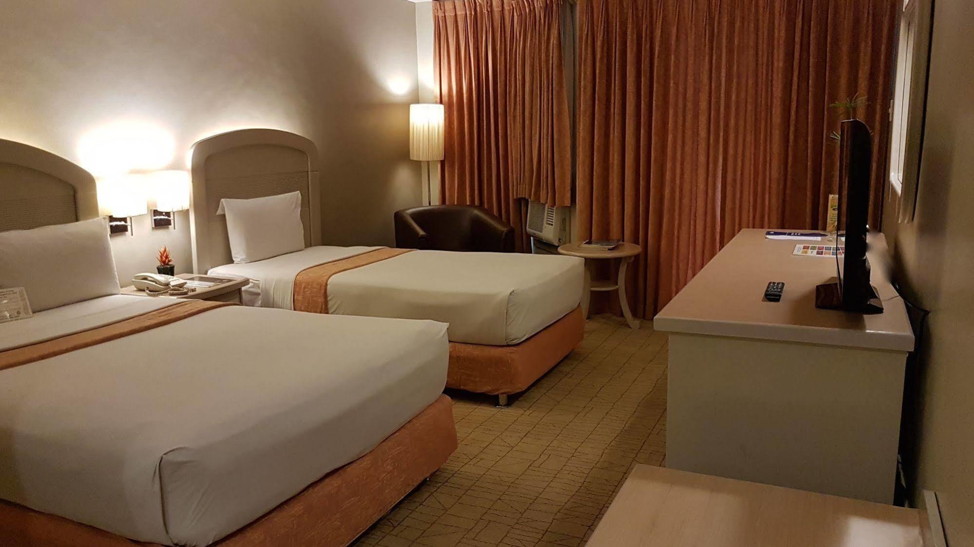 Hotel Riviera Mansion 3*